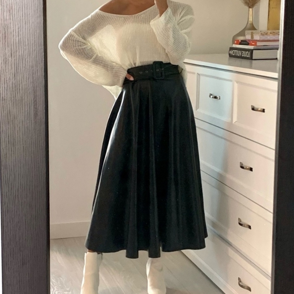 NWT. Zara Belted Leather Midi Skirt